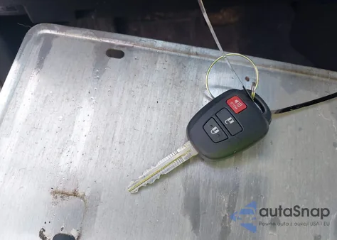 2022 Toyota Tacoma Sr5 V6 z USA, uszkodzony, nr VIN 3TMAZ5CN2NM176468